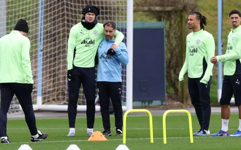 نجم مانشستر سيتي يفتح الباب أمام انتقاله المحتمل إلى صفوف نادي برشلونة